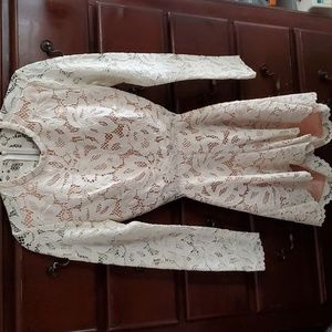 "ALEXIS" SHORTS, ONE PEICE, off white COLORED, MUST HAVE, OUTFIT, SIZE MED